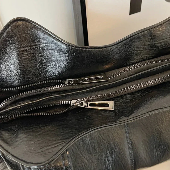 Dakota⎪The Shoulder Bag That Defines Elegance