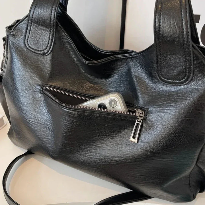 Dakota⎪The Shoulder Bag That Defines Elegance