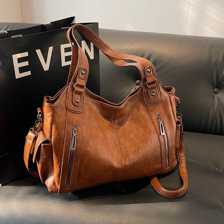 Dakota⎪The Shoulder Bag That Defines Elegance