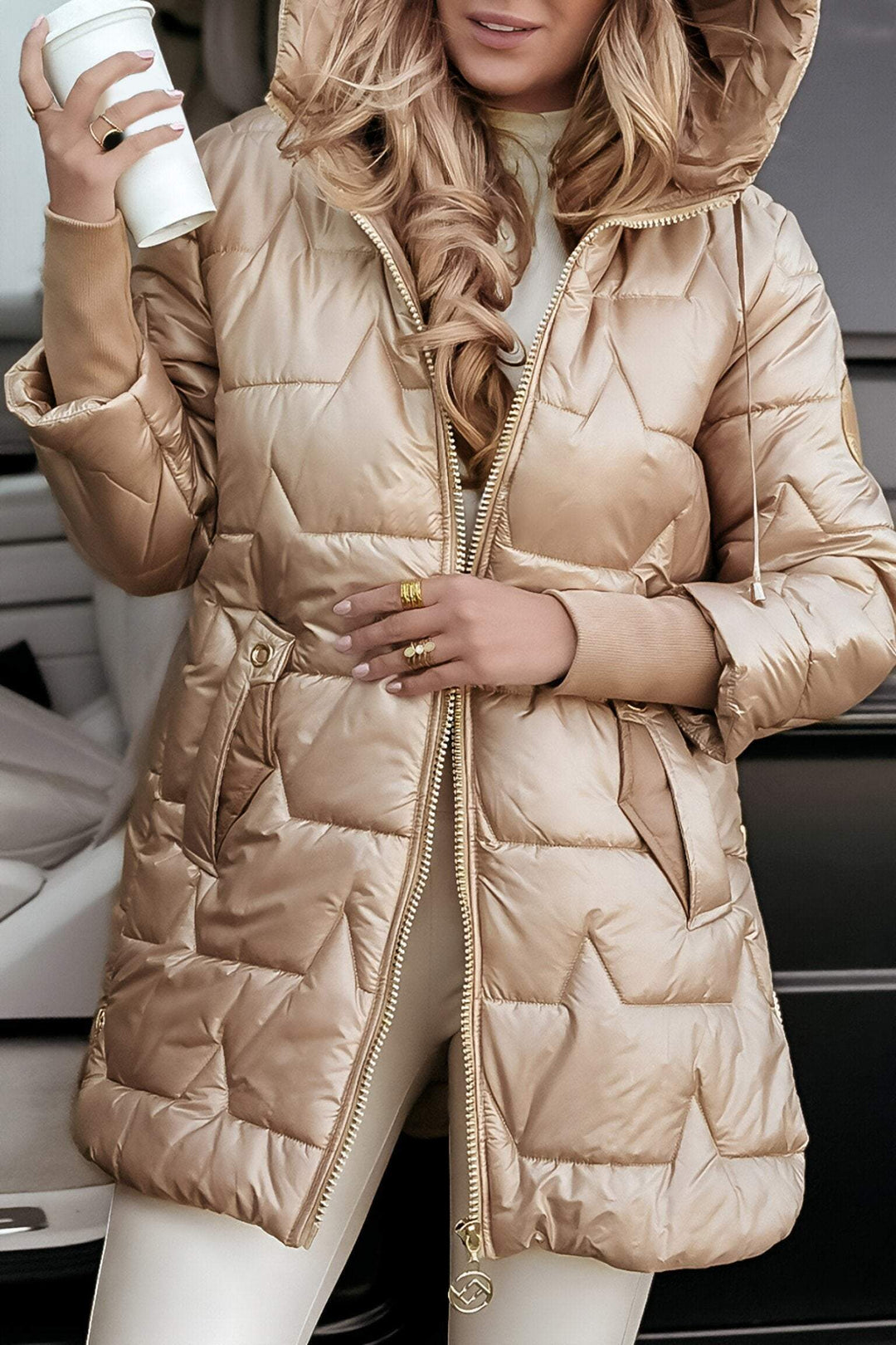 Astrid – The Perfect Winter Jacket for Style and Functionality